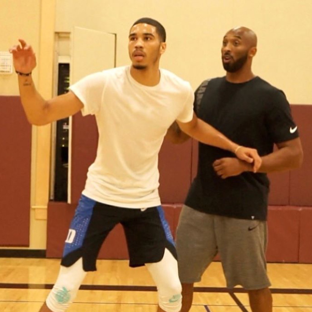 一人配首发 一人配首发